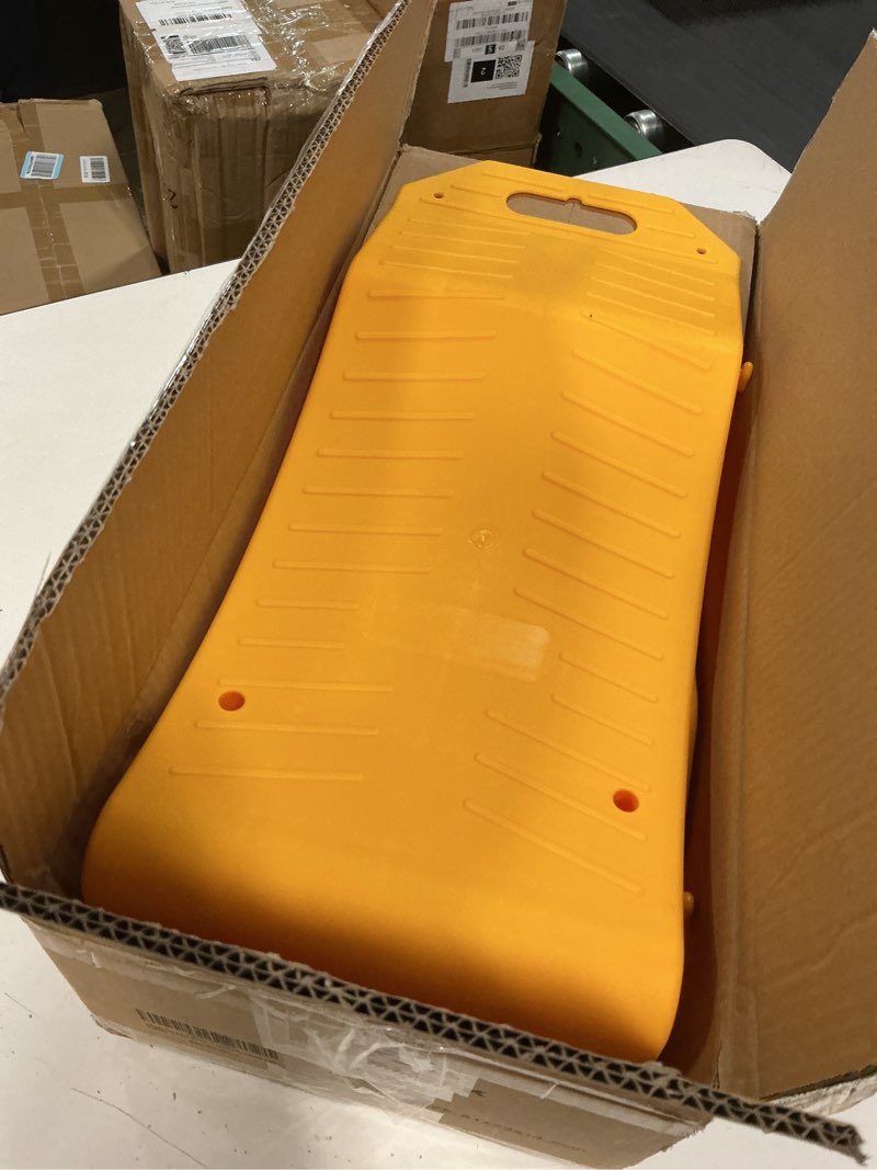 Condition photo showing Good Condition for 4 packs tire saver ramps, non-slip prevent flat spots caused by long parking, flat tire prevention tire ramps, quality portable handle design for easy movement suit for cars rv camper trailer