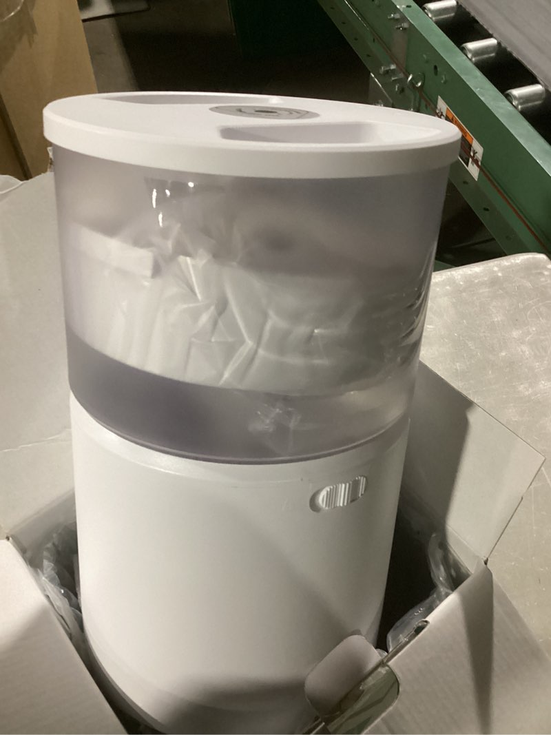 Condition photo showing Good Condition for Automatic Cat Feeder: 3L Auto Food Dispenser with Timed Feeding| 6 Meal Programmable& 1-20 Portion Precise Control- Easy to Clean & Setup for Cat Indoor| Desiccant Bag Keep Food Fresh White