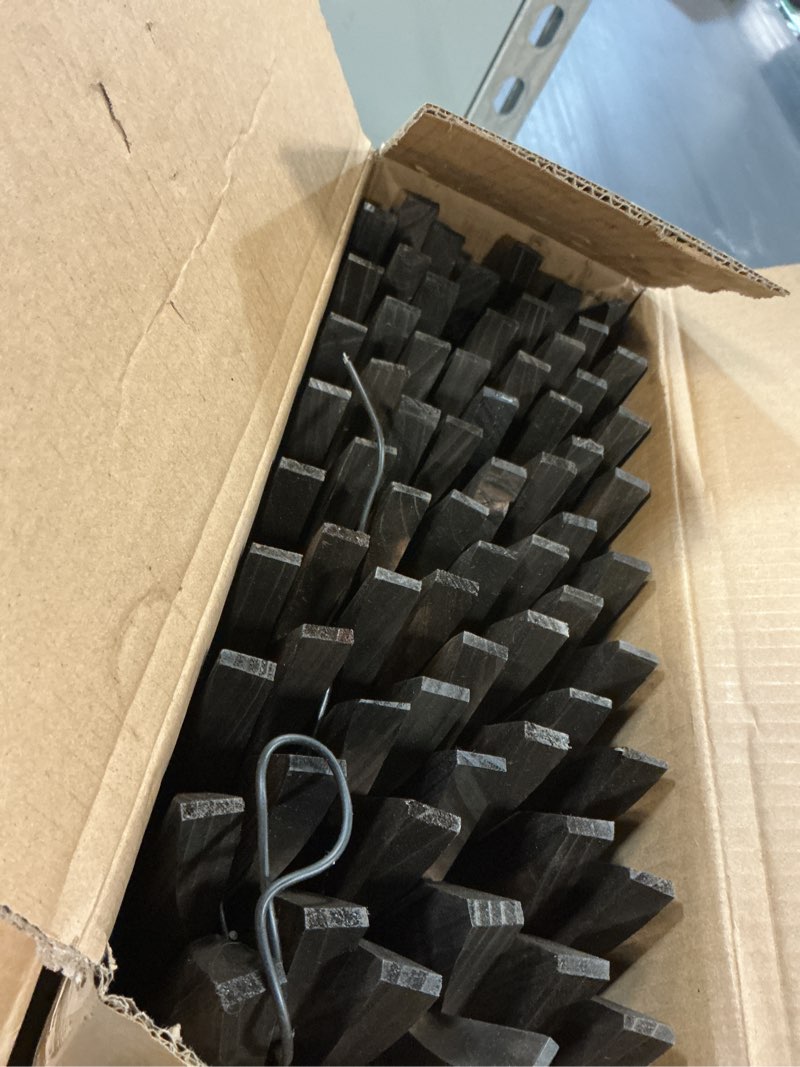 Condition photo showing Good Condition for Wood Garden Edging Border Wooden Garden Fence Decorative Landscape Border Edging Anti Corrosive Lawn