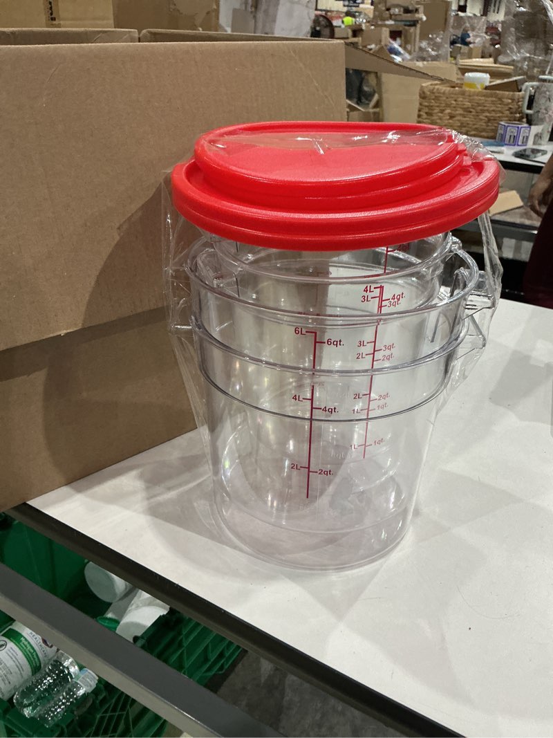Condition photo showing Good Condition for clivia 4qt food storage containers with lids airtight,storing grains with marks to measure food,store sugar rice and flour/clear