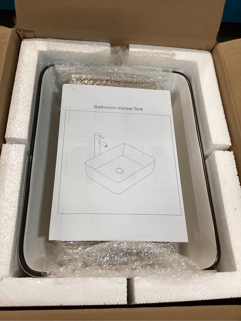 https://lotting-media.assets.bidfta.com/lotting_57c674bc-f532-4a51-a3ef-968a342dfb55