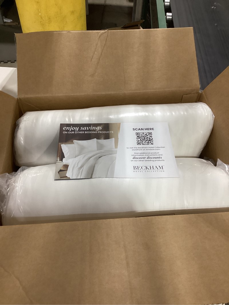 Condition photo showing New/Like New for Beckham Hotel Collection Bed Pillows Standard/Queen Size Set of 2 - Original Soft Down Alternative Pillow for Sleeping - Soft Support for Back, Stomach or Side Sleepers Queen / Standard White
