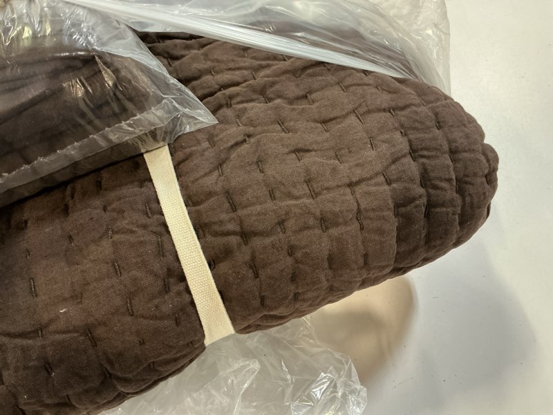 Condition photo showing Good Condition for european linen cotton stitch quilt set, king/cal king, espresso
