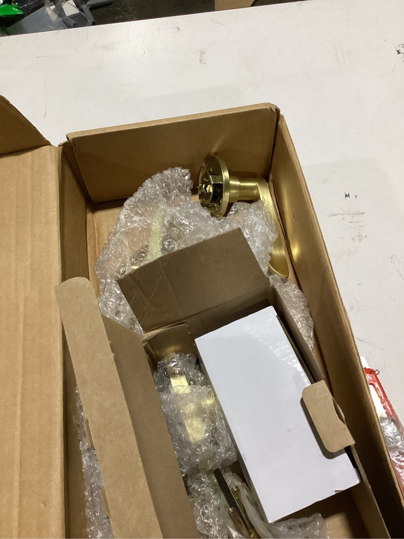 Condition photo showing Good Condition for Untitled Item