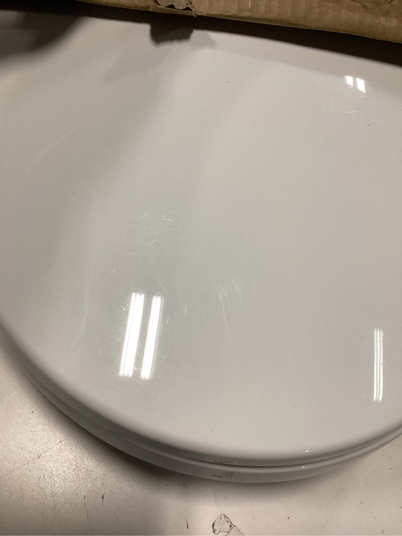 Condition photo showing Good Condition for Elongated Toilet Seat, 18.5” Soft/Slow Close Oval (Oblong) Toilet Seat for Elongated Toilets, No-Slam Quiet-Close Lid, Easy-to-Install & Clean, Durable Never-Loosen White Plastic Seat White Elongated(Oval)