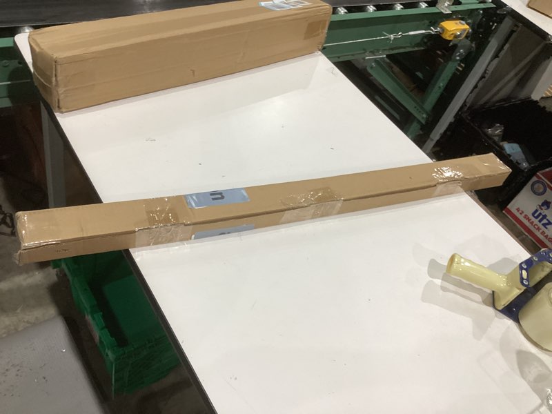 Condition photo showing New/Like New for Akfado Floater Frame for 30x40 Canvas Paintings with 0.6-0.8" Deep, DIY Metal Canvas Floater Frames 