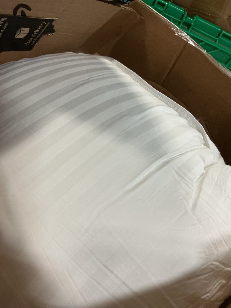 Condition photo showing Good Condition for Beckham Hotel Collection Bed Pillows King Size Set of 2 - Down Alternative Pillow for Back, Stomach or Side Sleepers King White