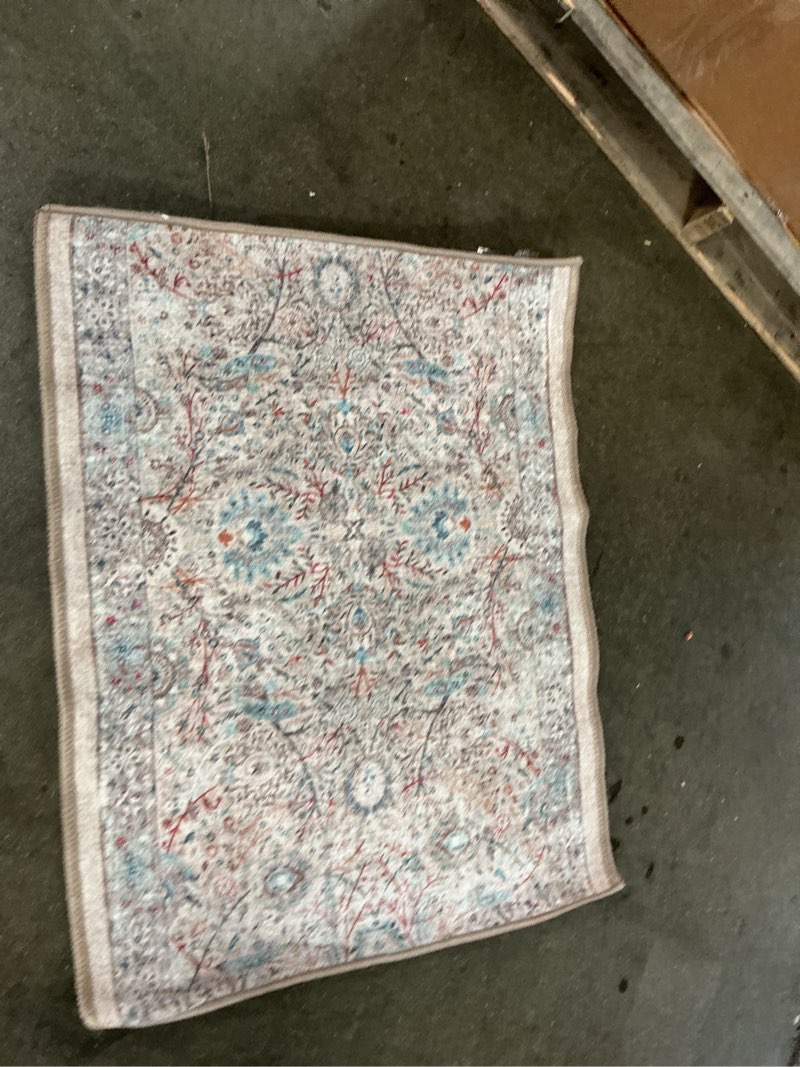 Condition photo showing Good Condition for well woven asha emilia vintage oriental ivory flat-weave 2' x 3' area rug