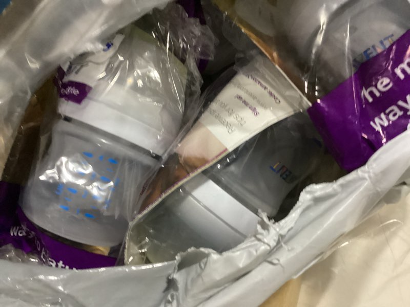 Condition photo showing Good Condition for philips avent natural baby bottles with natural response nipples (slow flow, flow 2), 4oz, 4-pack, scy900/04 clear 4 count (pack of 1) natural 4oz