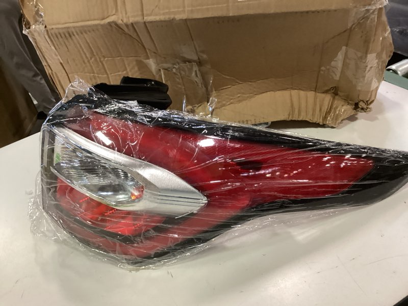 AutoZest Tail Lights Outer with Light Bulb and Harness Compatible With Escape Kuga 2017 2018 Taillig