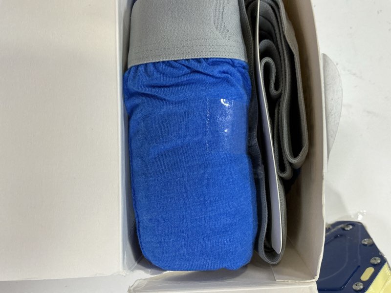 Condition photo showing Good Condition for gildan softstyle men's knit boxer underpants, 6-pack, sizes m 32” 34”