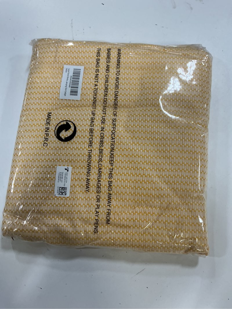 Condition photo showing New/Like New for large picnic blanket outdoor law park grass patio mat manta para soft car travel essentials road trip summer vacation stuff outside accessories roadtrip camping gear rv must haves glamping tent gadget yellow giant large 82'' x 90''
