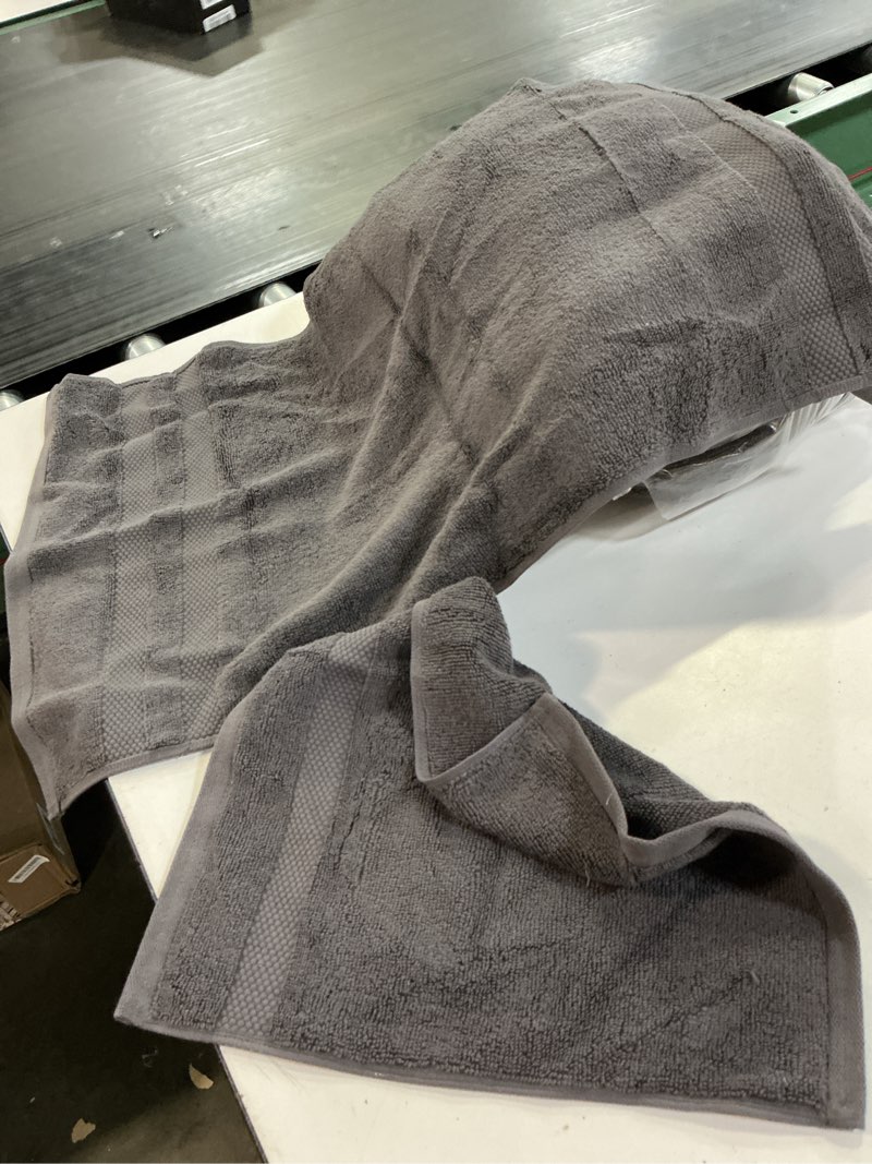 Condition photo showing As Is for premium staple cotton bathroom towel set - gray 600 gsm 6-piece luxury bath towel set 1 stripe - 2 bath towels, 2 hand towels & 2 washclothes set - high absorbent & quick dry for gym, spa, hotel gray 1 stripe