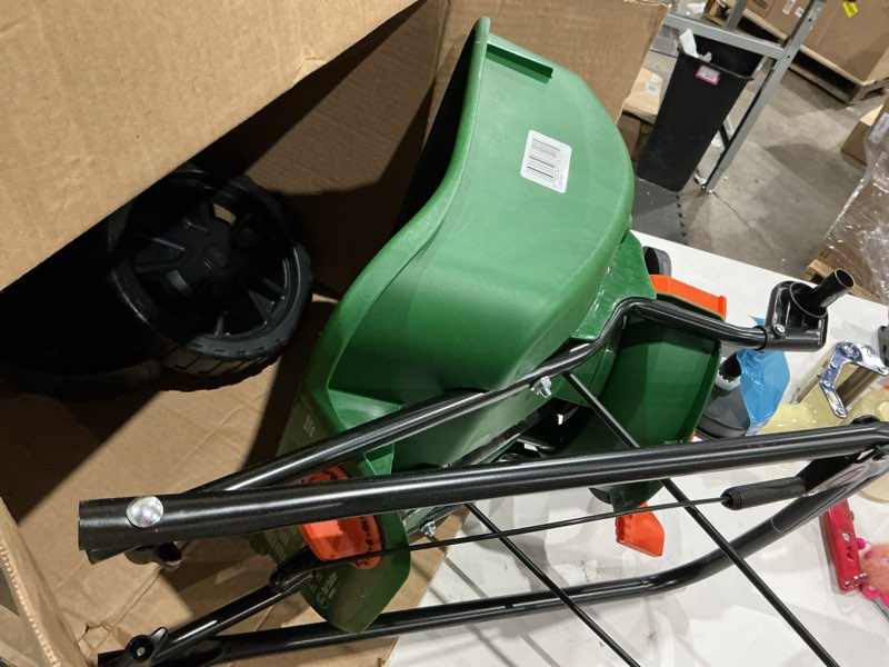 Condition photo showing Good Condition for scotts turf builder edgeguard mini broadcast spreader