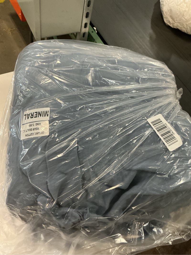 Condition photo showing Good Condition for organic cotton gauze dream quilt set, king/cal king, mineral