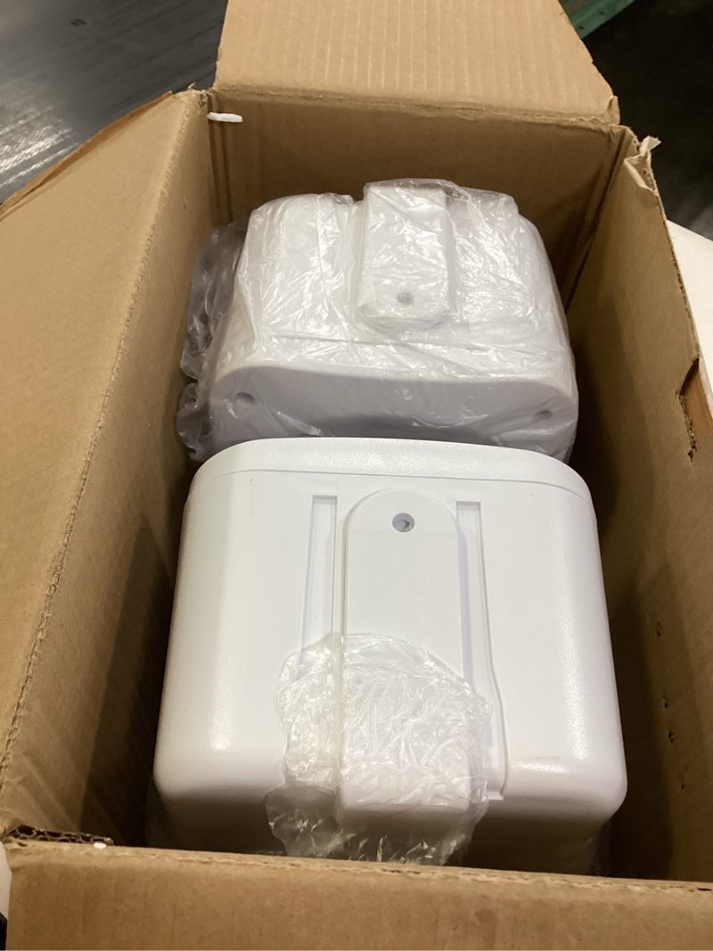 Condition photo showing Good Condition for pyle indoor outdoor speakers pair - 500 watt dual waterproof 5.25” 2-way full range speaker system w/ 1/2” high compliance polymer tweeter - in-home, boat, marine, deck, patio, poolside (white)