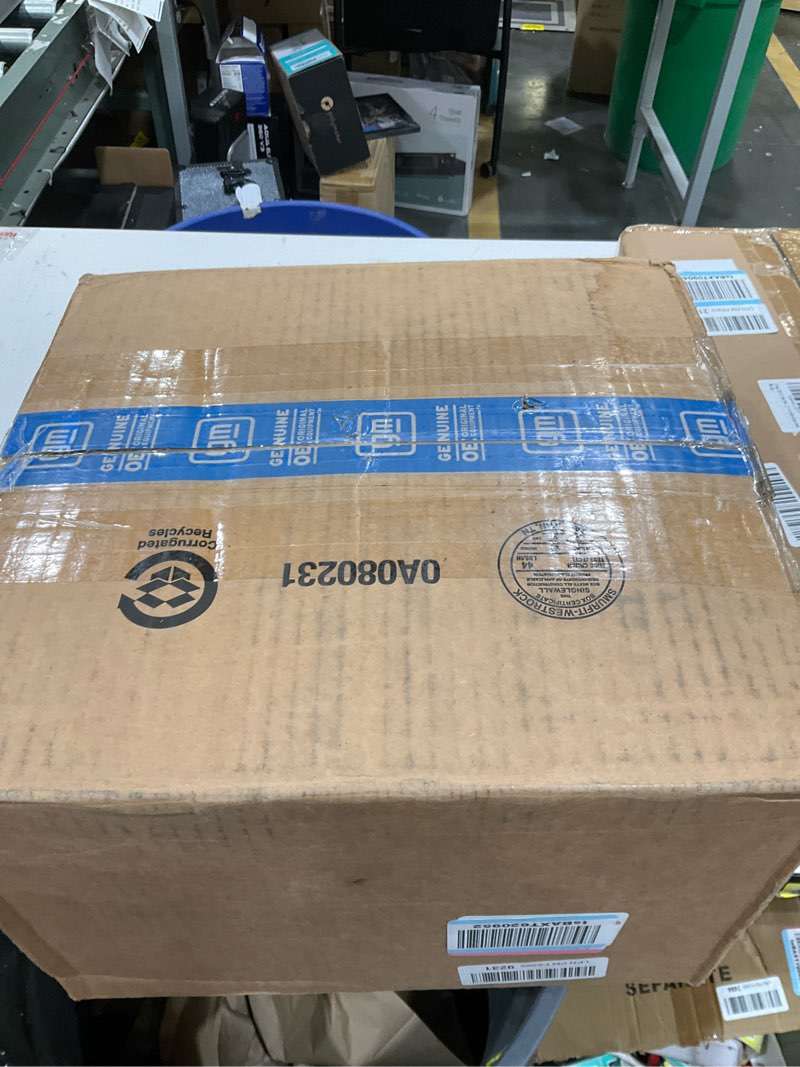 Condition photo showing As Is for GM Genuine Parts 84143543 Alternator