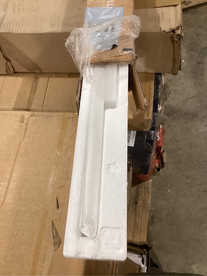 Condition photo showing Good Condition for samsung 75” the frame customizable bezel (2025 model), magnetic, quick and easy installation, vg-scff75wtbza, modern white 75 inch pro customizable bezel only modern white