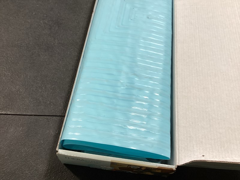 https://lotting-media.assets.bidfta.com/lotting_580bd79d-49cf-45b7-b583-bc3fda31d9ac