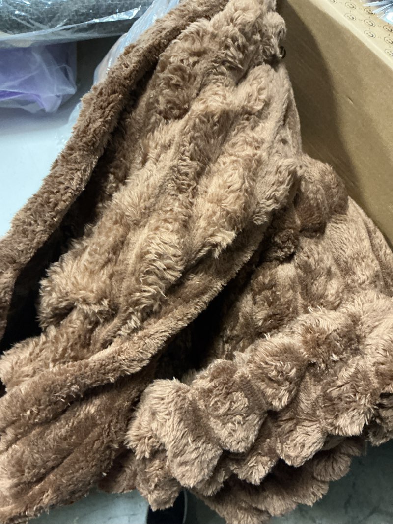 Condition photo showing Good Condition for bedsure gentlesoft brown full blanket for bed - cozy soft blankets for women, cute small fleece throws for girls, birthday gifts for women decor gifts for mom, 84x90 inches