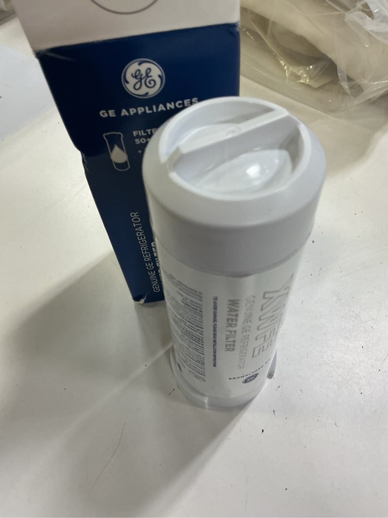 Condition photo showing Good Condition for ge xwfe refrigerator water filter, genuine replacement filter, certified to reduce lead, sulfur, and 50+ other impurities, replace every 6 months for best results, pack of 1