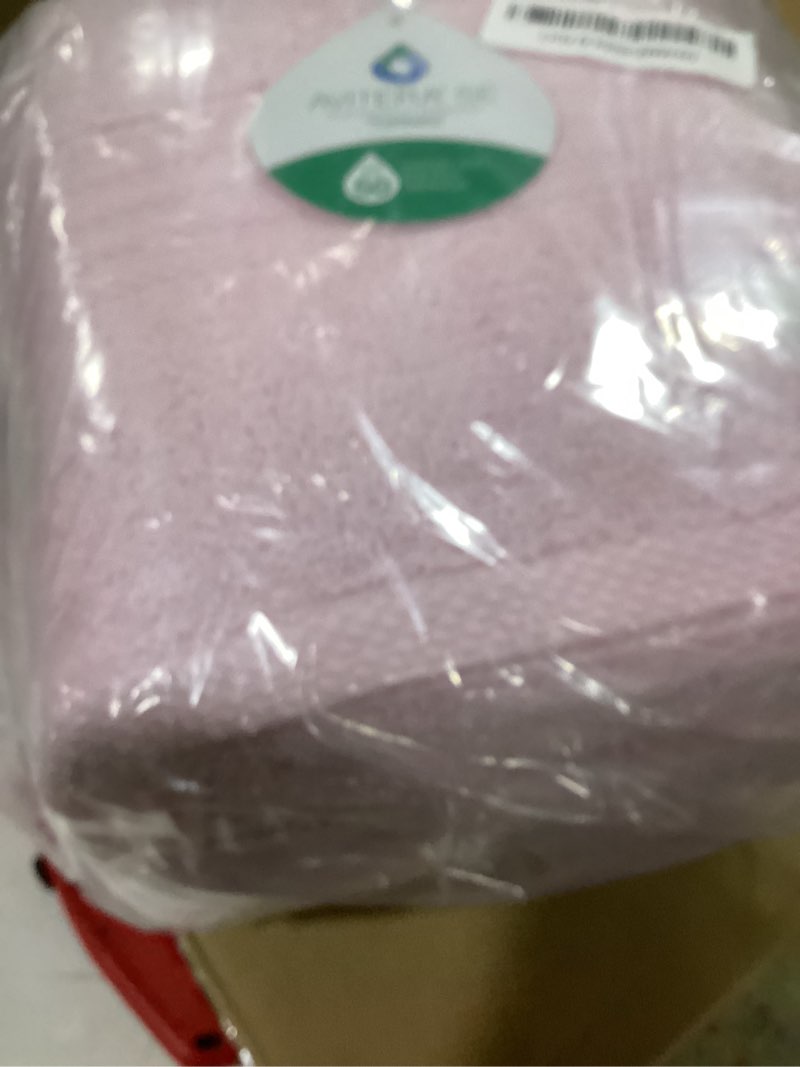 Condition photo showing Good Condition for glamburg ultra soft 8-piece towel set - 100% pure ringspun cotton, contains 2 oversized bath towels 27x54, 2 hand towels 16x28, 4 wash cloths 13x13 - ideal for everyday use, hotel & spa - pink 8 piece towel set pink