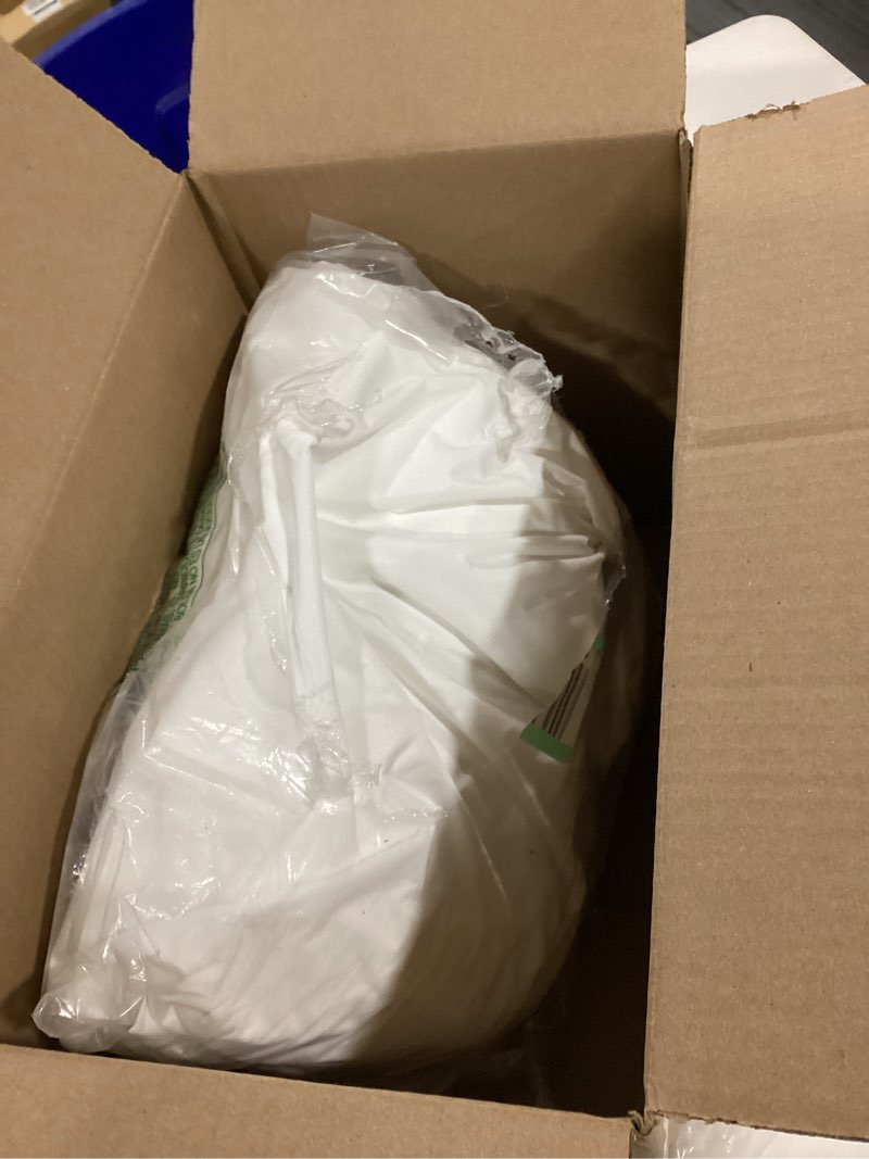 Condition photo showing Good Condition for Utopia Bedding Premium Waterproof Bed Bug Mattress Cover, King Zippered Mattress Protector, 12 Inches Deep, Dust Mite Proof 6-Sided Mattress Encasement for Bed King 12" Deep