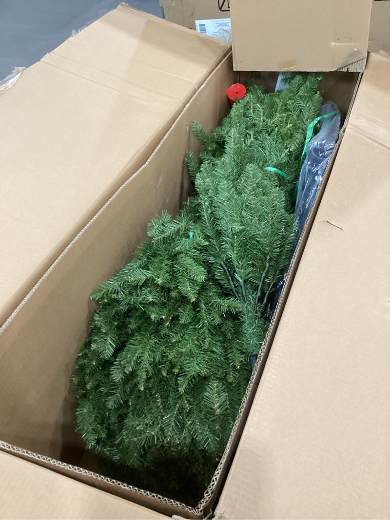 National Tree Company 9 ft Unlit Dunhill Fir Full Artificial Christmas Tree, 4,026 Tips, Includes St