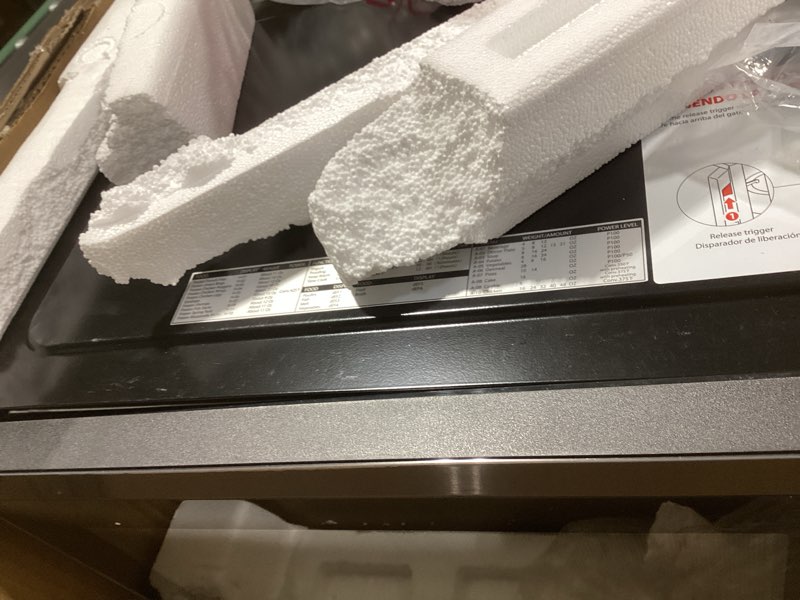 Condition photo showing Good Condition for TOSHIBA Air Fryer Combo 8-in-1 Countertop Microwave Oven, with Convection, Broil, Odor Removal Mode, 12.4" Position Memory Turntable, Child-Lock, 1.0 Cu.ft, Black Stainless Steel, ML2-EC10SA(BS)