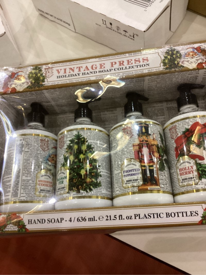 Condition photo showing New/Like New for La Tasse Vintage Press Holiday Hand Soap Collection, 21.5 Fluid Ounce (Pack of 4)