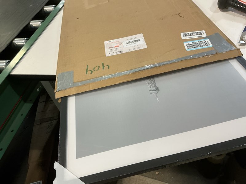 Condition photo showing Good Condition for upsimples 19.7x27.6 puzzle frame, display 18x24in with mat or 50x70cm without, wall hanging 1000 pieces puzzles frames, black, 1 pack black 19.7x27.6