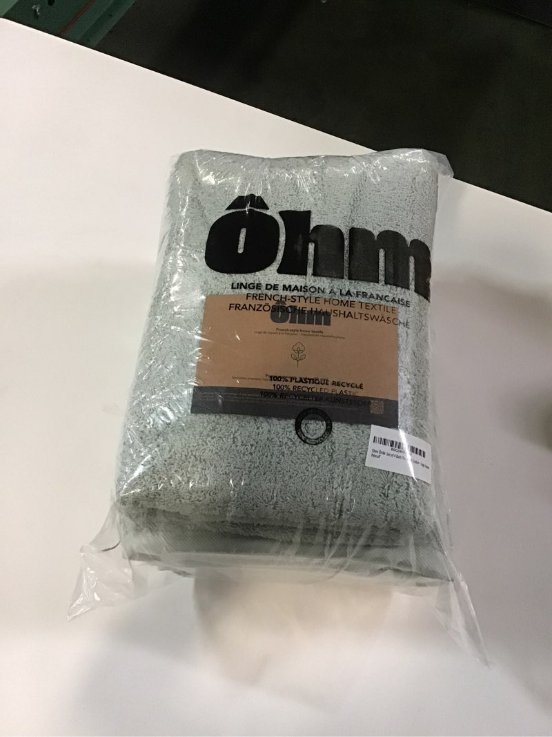 https://lotting-media.assets.bidfta.com/lotting_586b51f3-cab1-47e5-b8ef-cfb408922056