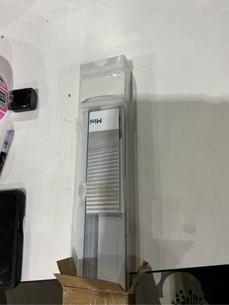 Condition photo showing New/Like New for Aluminum Mini Blinds for Indoor Windows Cordless 1In No Holes 100% Privacy Protection L-Shaped Slats Room Darkening Horizontal Window Blinds for Office,Home, White, Custom Size White 0Custom Size