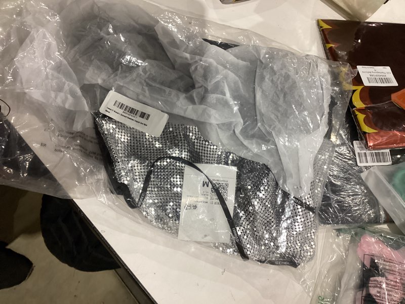 Condition photo showing As Is for Forever 21 Womens Chainmail Sweetheart Cropped Cami Medium Black