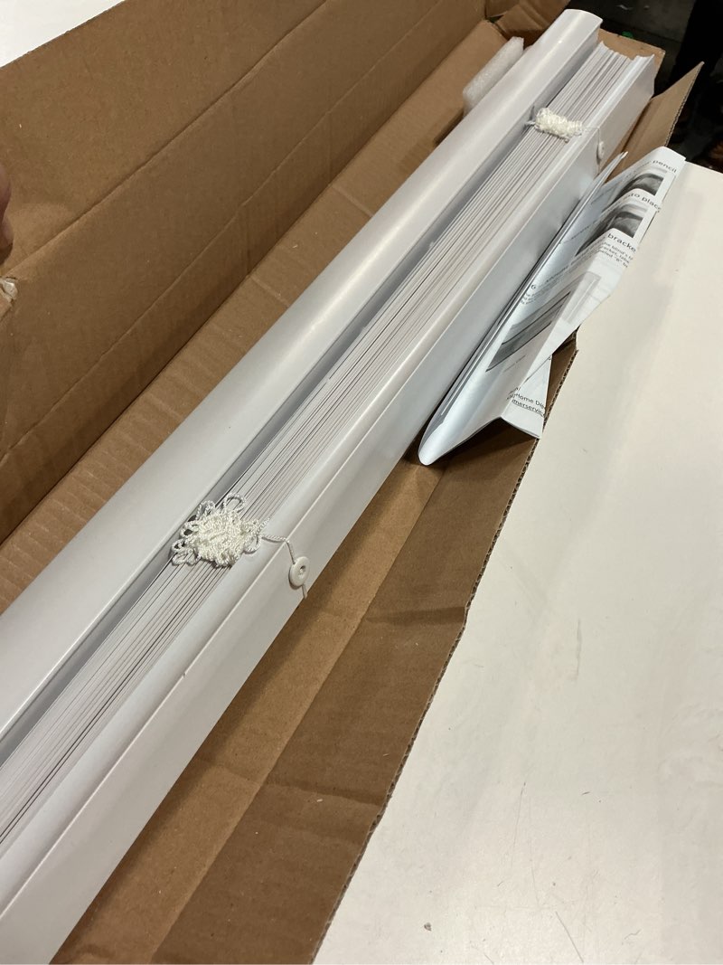 Condition photo showing Good Condition for Cordless GII Morningstar 1" Light Filtering Mini Blind 28x64 - White 28"W x 64"H Pearl White