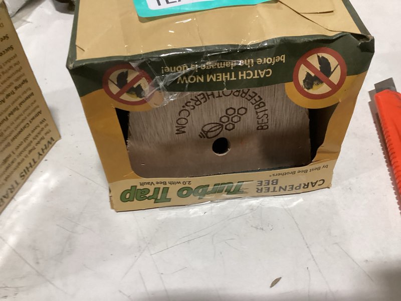 Condition photo showing Good Condition for best bee brothers best bee trap turbo 1 pack (count of 1)