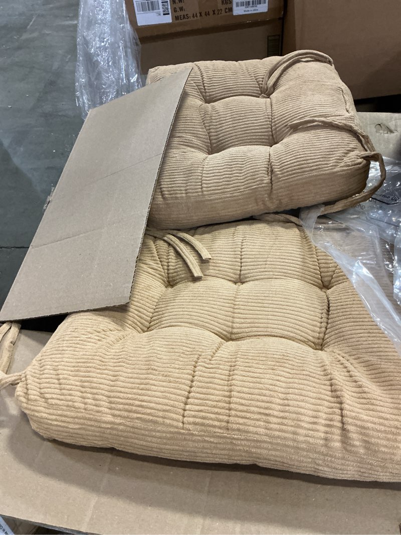 Condition photo showing New/Like New for (Pack of 4);Sweet Home Collection Rocking Chair Cushion Premium Tufted Pads Non Skid Slip Backed Crushed Velvet Cover Set of Upper and Lower with Ties, 21 in x 17 in | 17 in x 17 in, Velvet Taupe 21\" X 17\"/17\" X 17\" (Pack of 1) Velvet Taupe