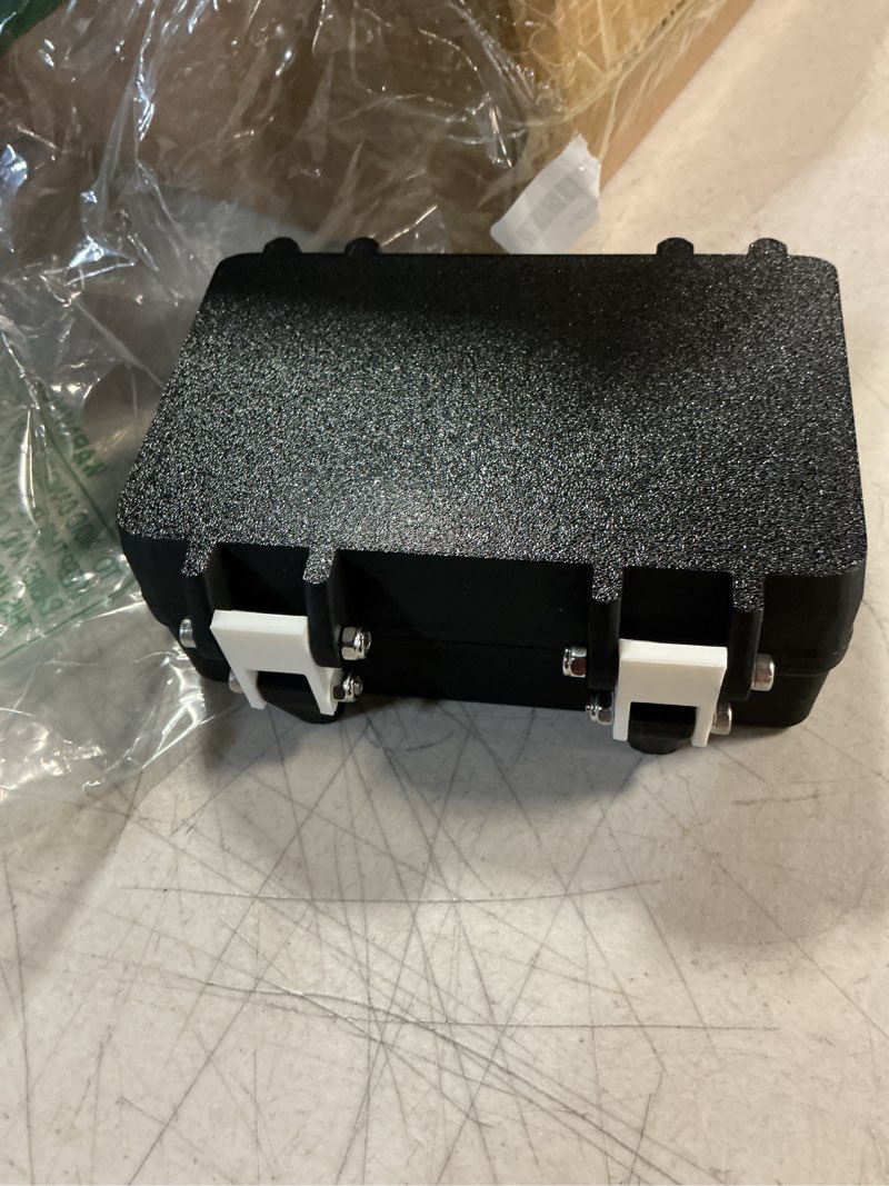 Condition photo showing Good Condition for rugged protective carrying case for evercade cartridges - holds 16 games