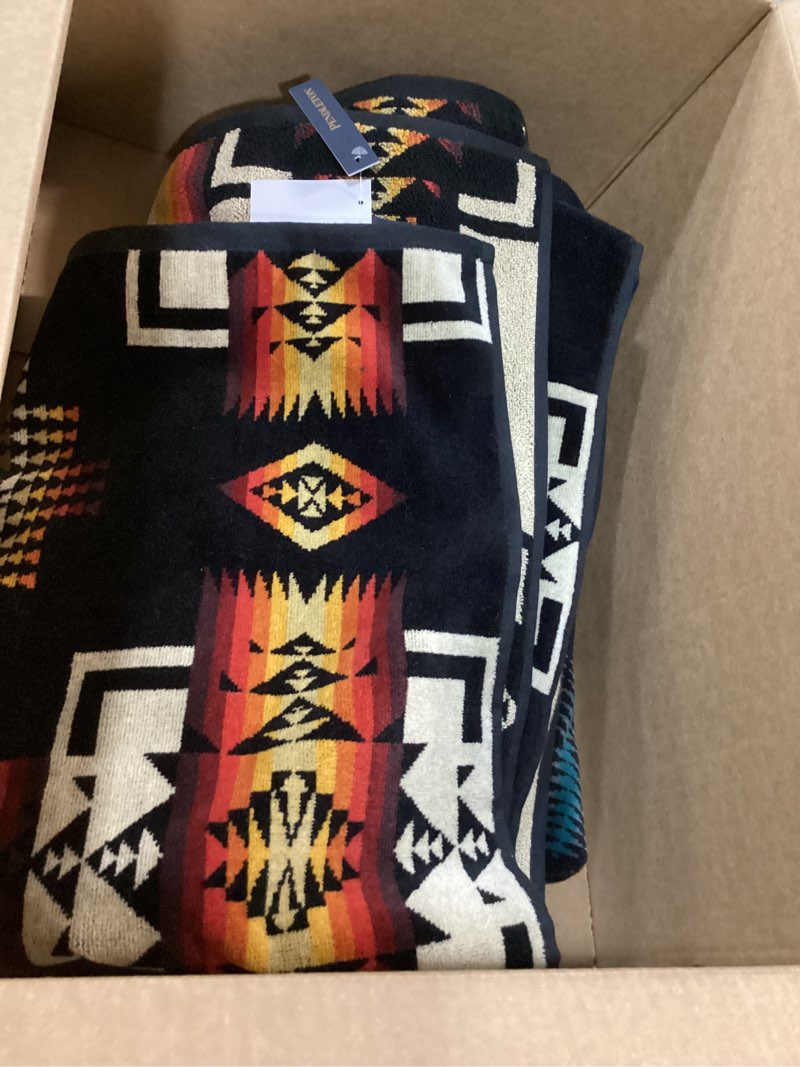Condition photo showing Good Condition for pendleton oversized jacquard spa towels, 40 x 70 inches bath towels, 100% cotton, soft and quick dry for the beach, hot tub, pool - black black 40" x 70"