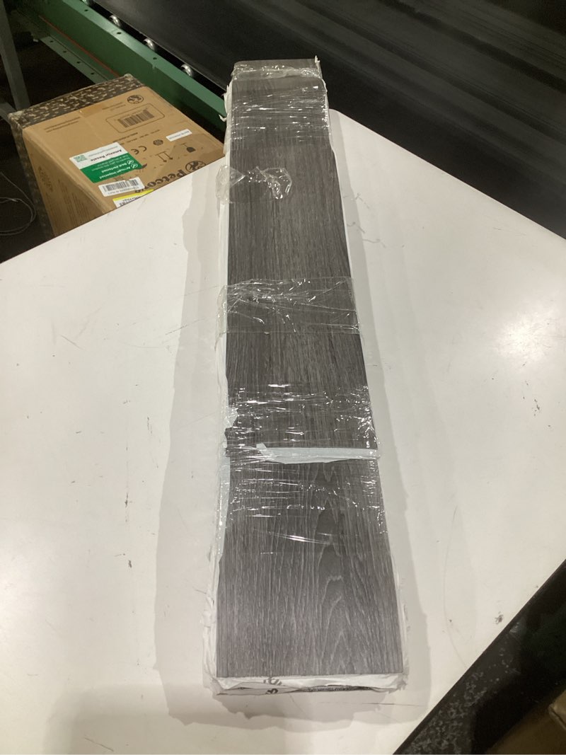 (SIZE AND QUANTITY UNKNOWN)Peel and stock flooring