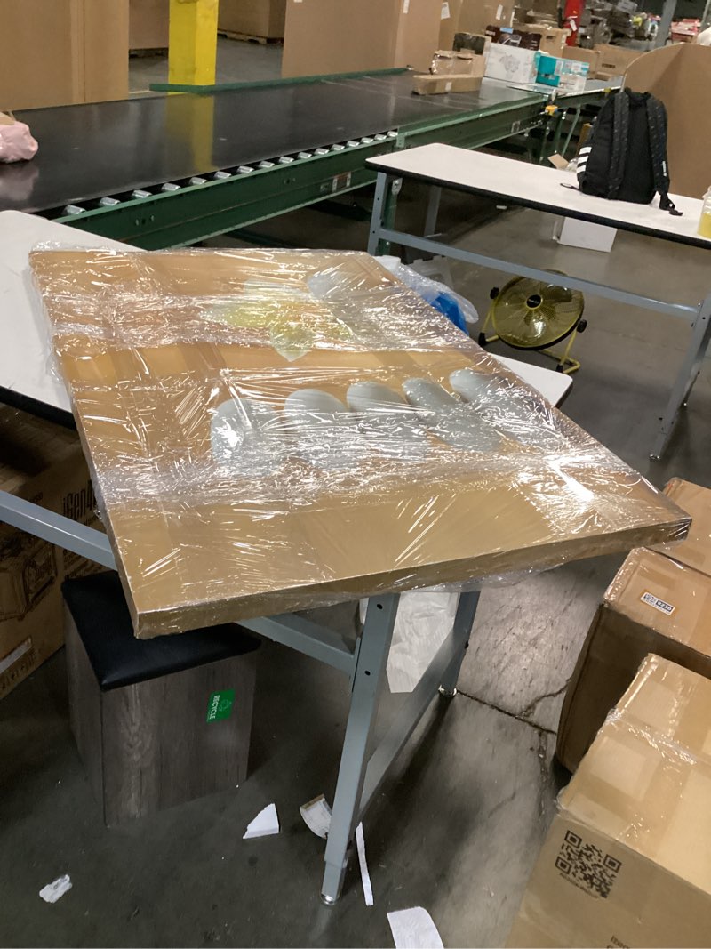 https://lotting-media.assets.bidfta.com/lotting_588a0d5d-bc45-4586-97a3-4740208fca3b