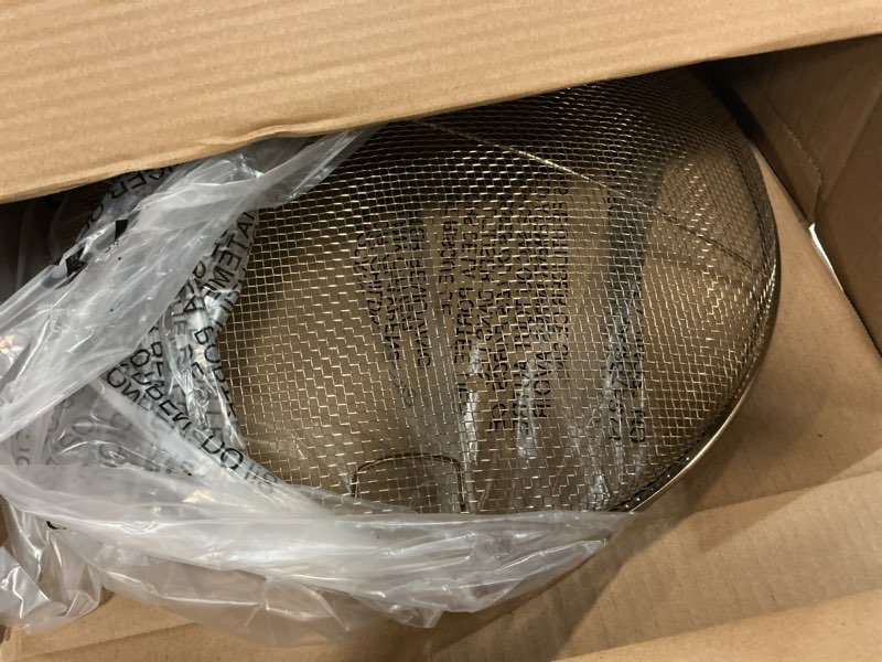 Condition photo showing Good Condition for tiki firepit screen