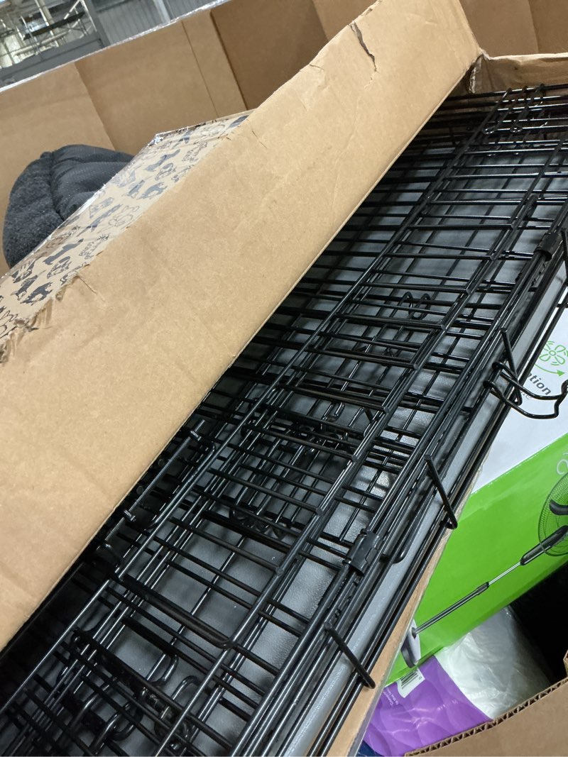 Condition photo showing New/Like New for wire collapsible dog crate - m - black - boots & barkley™