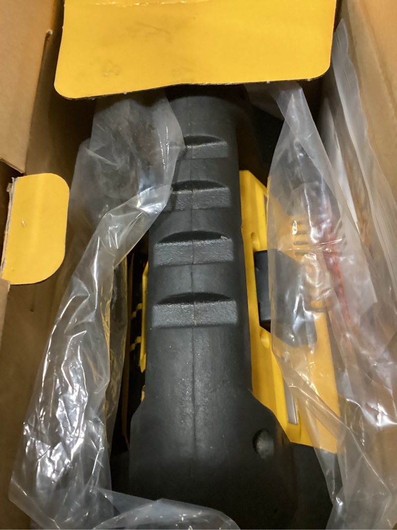 Condition photo showing Good Condition for dewalt dxaej14 digital portable power station jump starter - 1600 peak amps with 120 psi compressor for tires, sports equipment & bikes, 15w usb-a and 25w usb-c power 1600 amp
