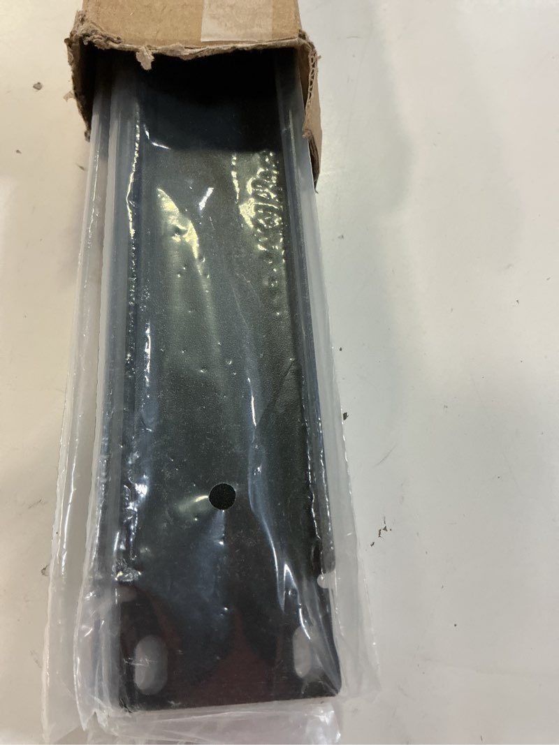 Condition photo showing Good Condition for 5 pack of 1u blank panel - metal rack mount filler panel for 19in server rack cabinet or enclosure, black (1ubp5pc)