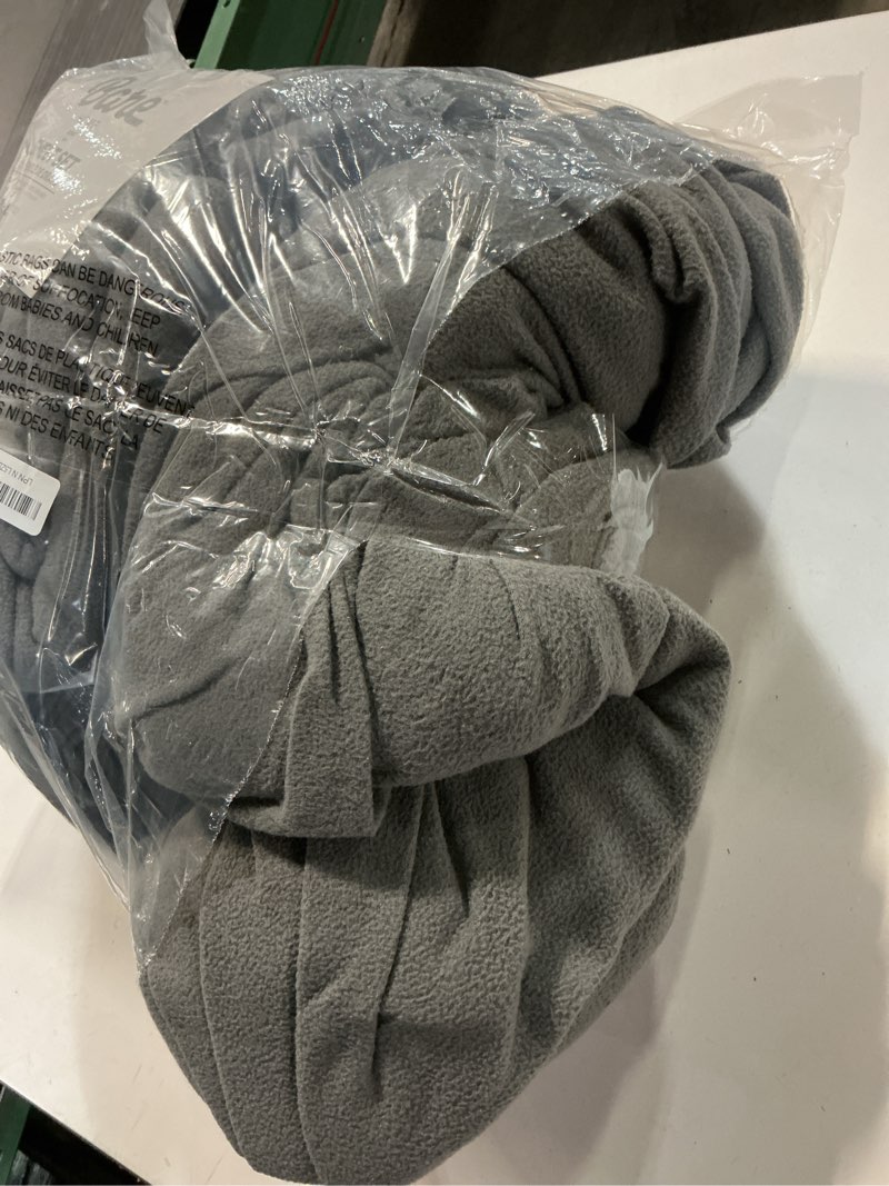 Condition photo showing Good Condition for Bare Home Super Soft Fleece Sheet Set - King Size - Extra Plush Polar Fleece, Pill-Resistant Bed Sheets - All Season Cozy Warmth, Breathable & Hypoallergenic (King, Grey) King 03 - Grey