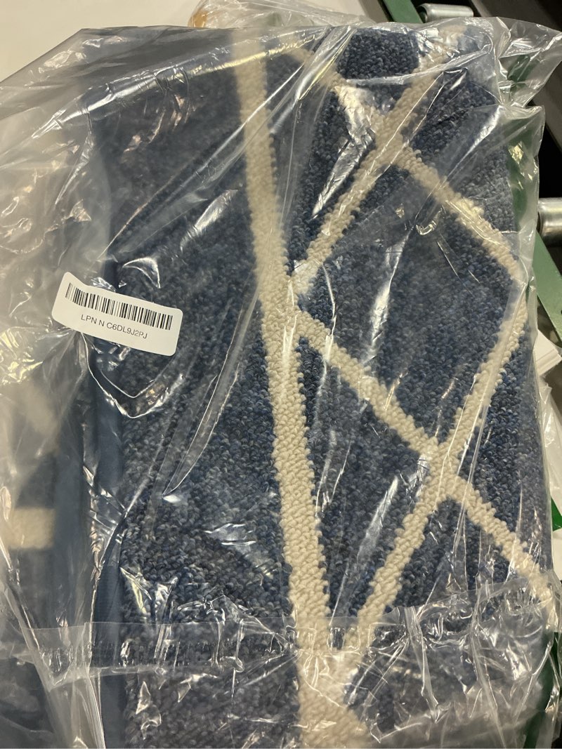 Condition photo showing New/Like New for beqhause kitchen rugs non slip kitchen mats for floor machine washable absorbent kitchen carpet with tpr non slip backing 32"x48" blue 2'8" x 4' (rectangular) blue