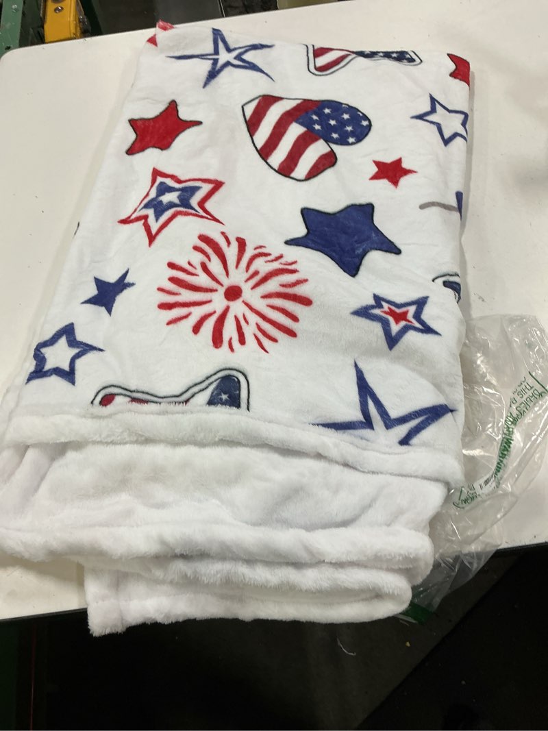 Condition photo showing Good Condition for independence day throw blanket, american flag star stripes flannel blanket, soft warm blue red stars july 4th throw blanket for bed couch bed, 50x60in blue red stars 50x60 in