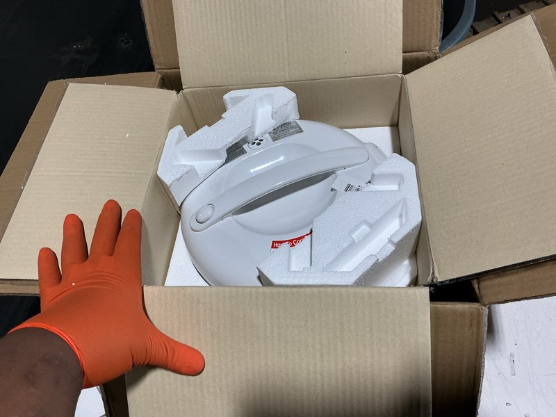 Condition photo showing As Is for cuckoo basic rice cooker 10-cup uncooked / 20-cup cooked, large rice maker and warmer with nonstick inner pot, easy to use with auto keep warm, includes steam tray, white (cr-1095)