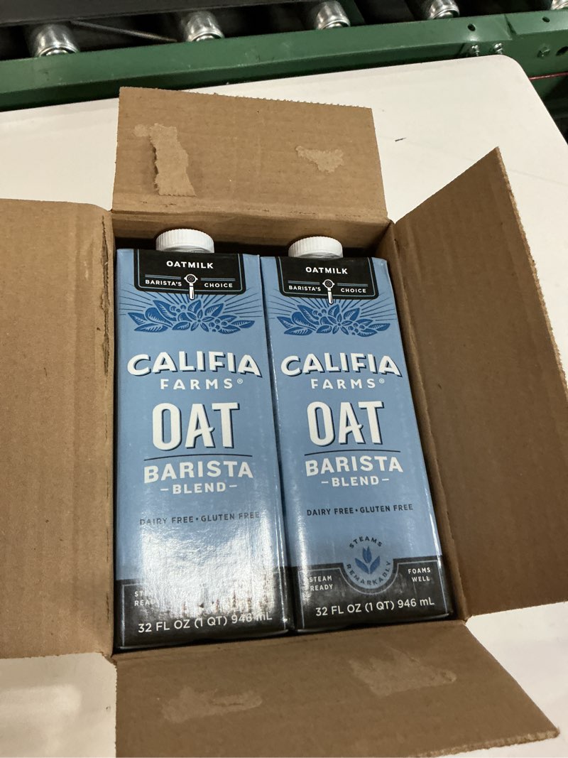 Condition photo showing item condition for ( BB/27/12/2025) Califia Farms - Oat Barista Blend Oat Milk, 32 Oz (Pack of 6), Shelf Stable, Dairy Free, Plant Based, Vegan, Gluten Free, Non GMO, High Calcium, Milk Frother, Creamer, Oatmilk Oat Barista Original 32 Ounce (Pack of 6)